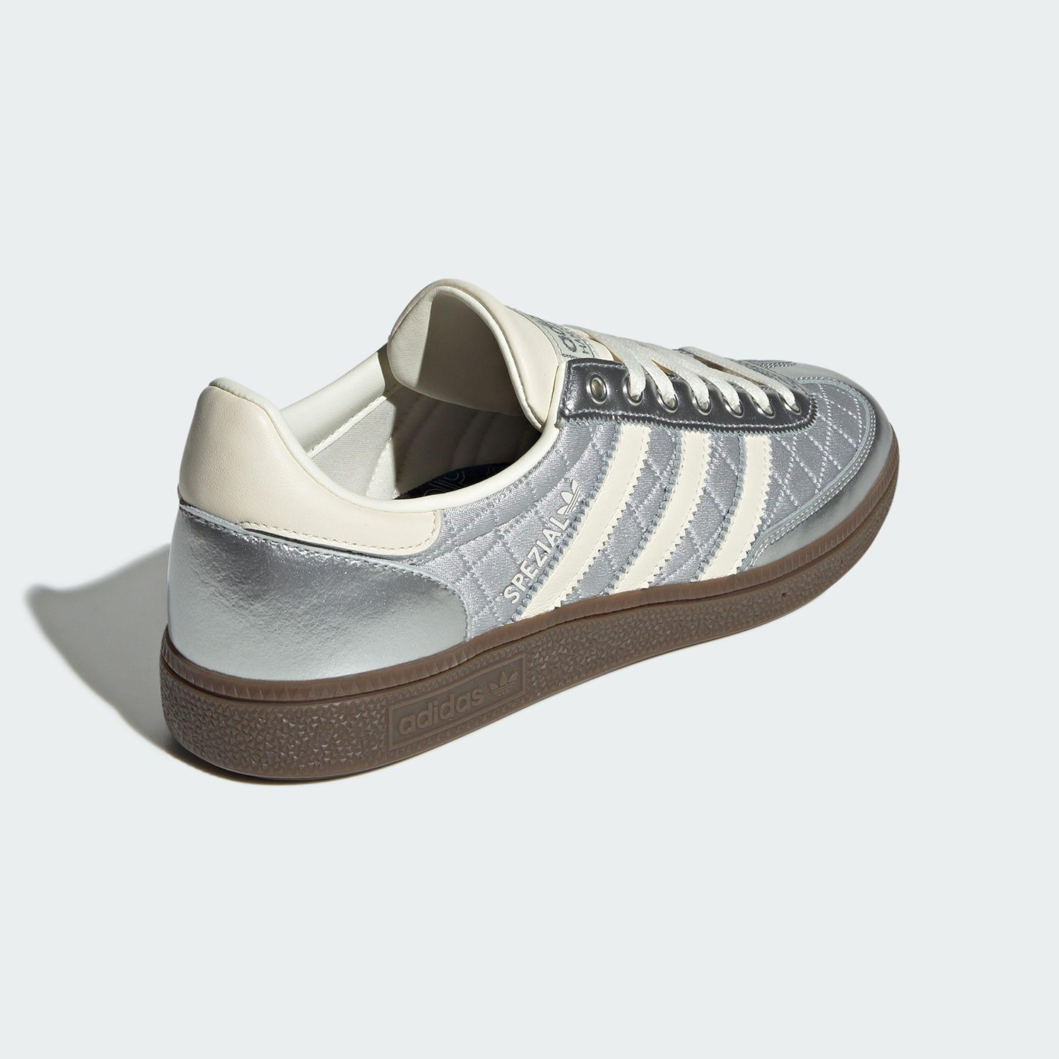 รองเท้ากีฬาและรองเท้าลำลองทรงค - Adidas Shoes Samba บทวิจารณ์และราคา